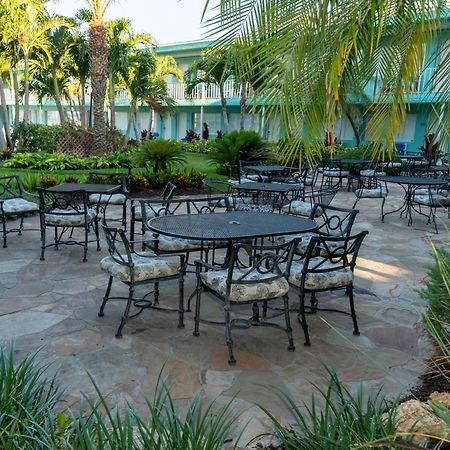 Thunderbird Beach Resort Treasure Island Ngoại thất bức ảnh