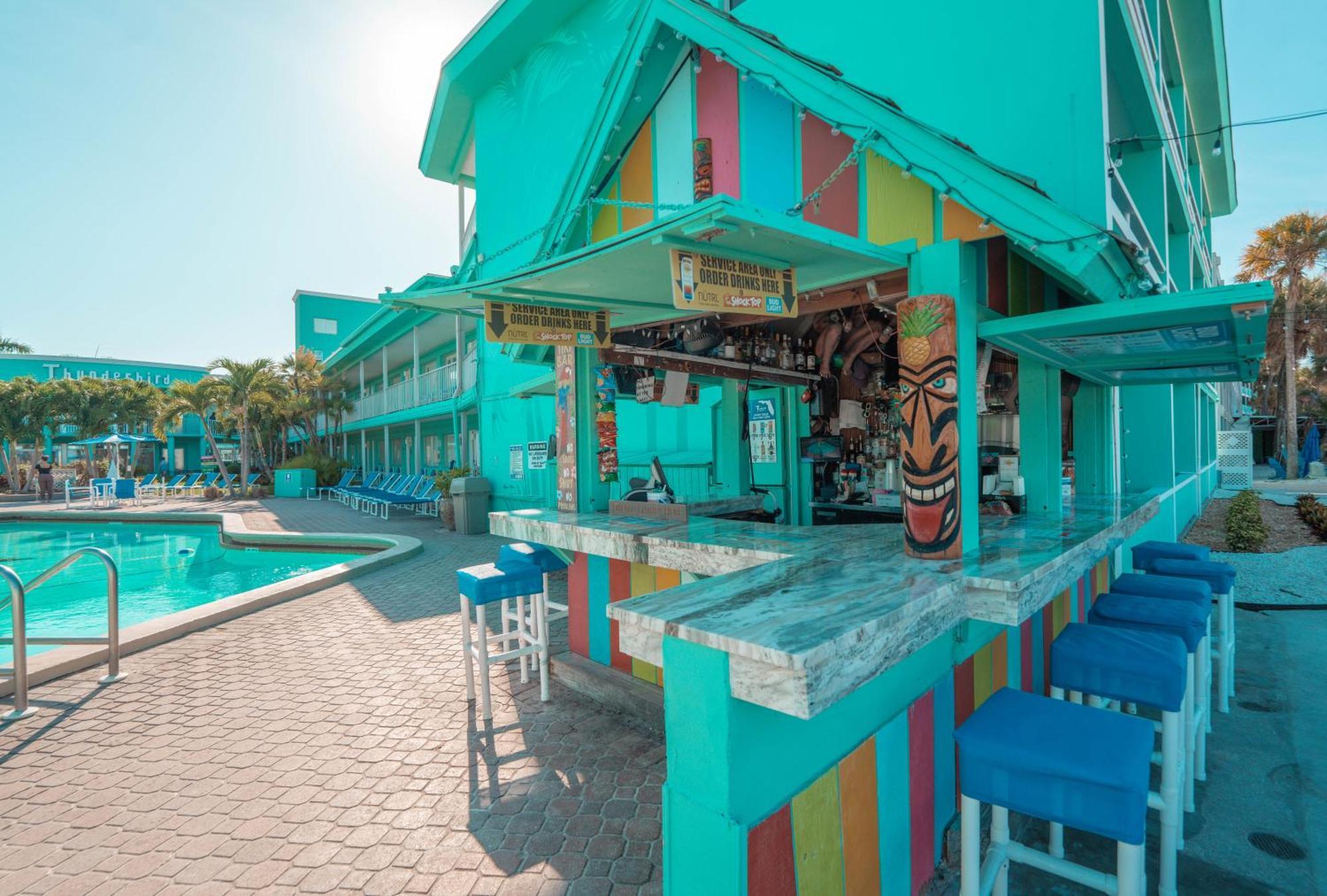 Thunderbird Beach Resort Treasure Island Ngoại thất bức ảnh