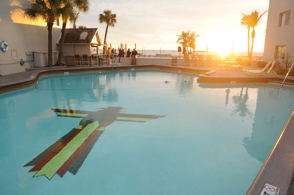 Thunderbird Beach Resort Treasure Island Ngoại thất bức ảnh